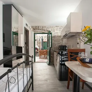 Apartments & Room Kartolina Apartment Split